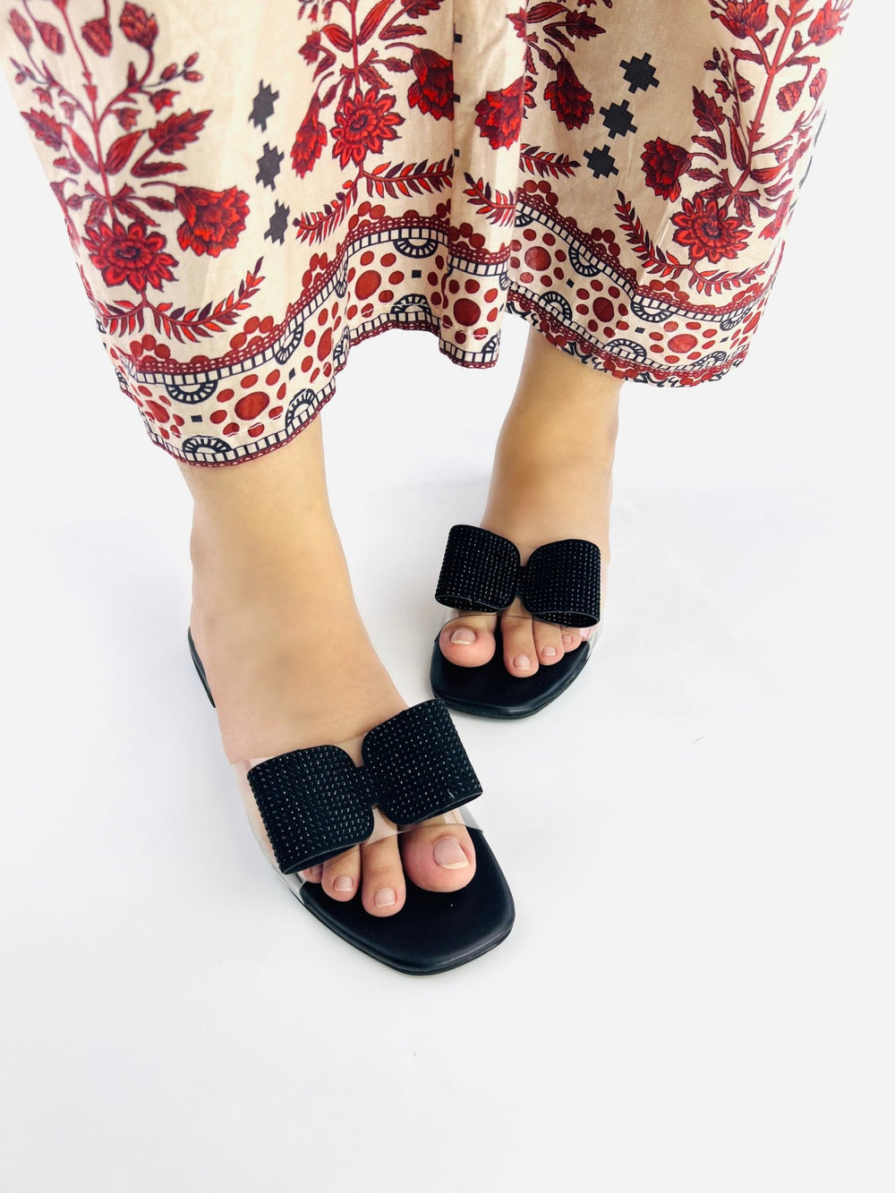 Black Slippers (11056) - Spunkz