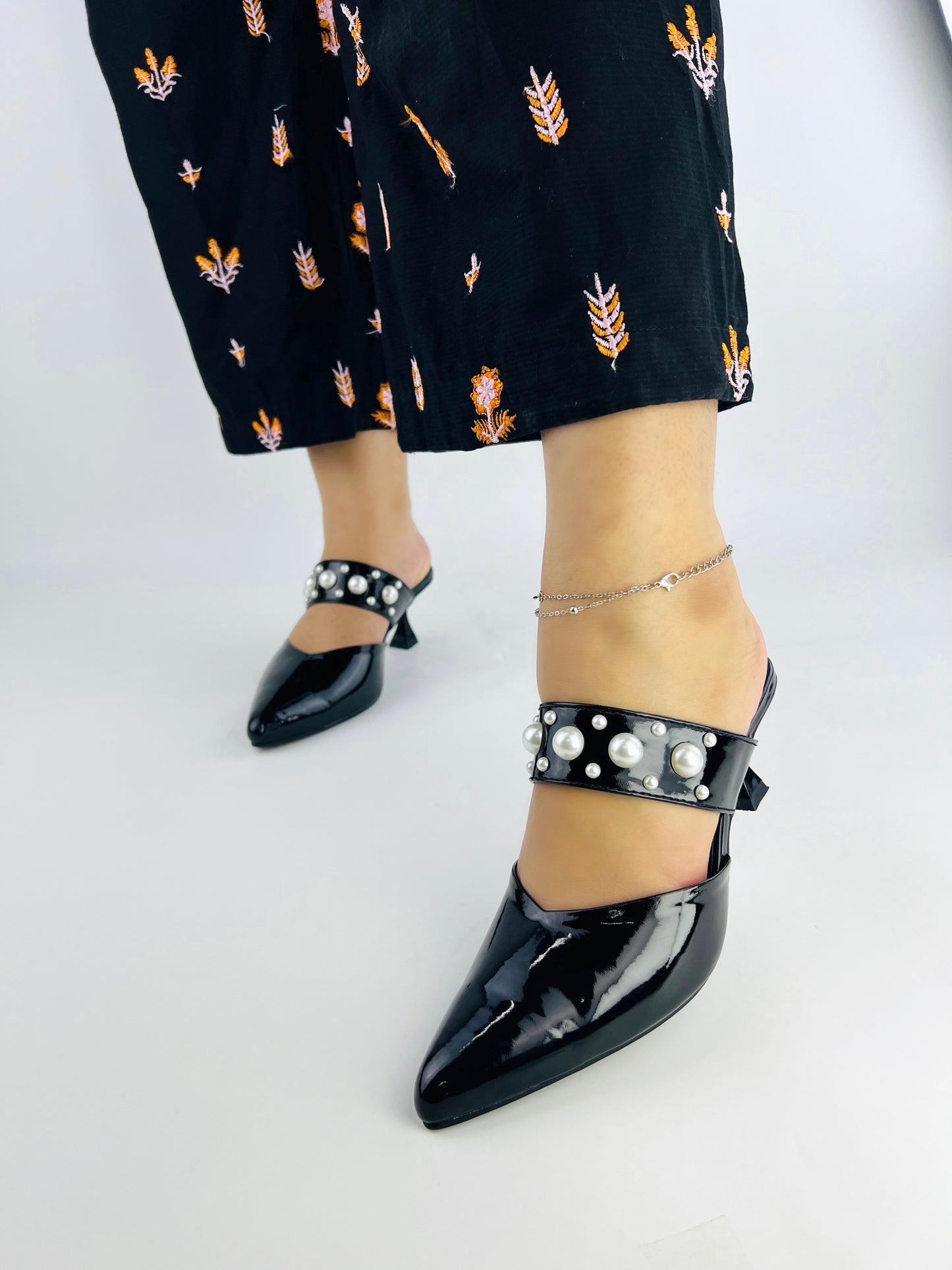 Spunkz Shiny Black Pearls Decor Pointed Toe Open Back Mules