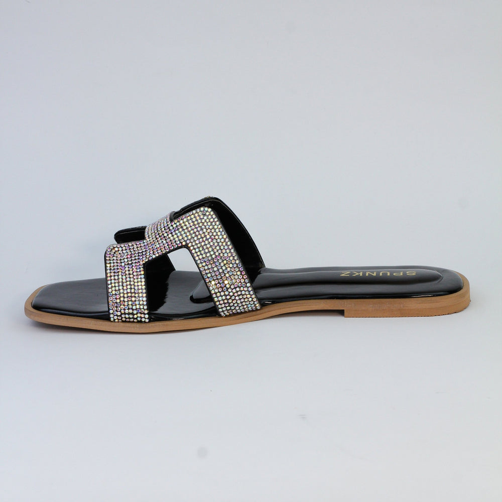 Oran Black Flat Sandals (11034) - Spunkz