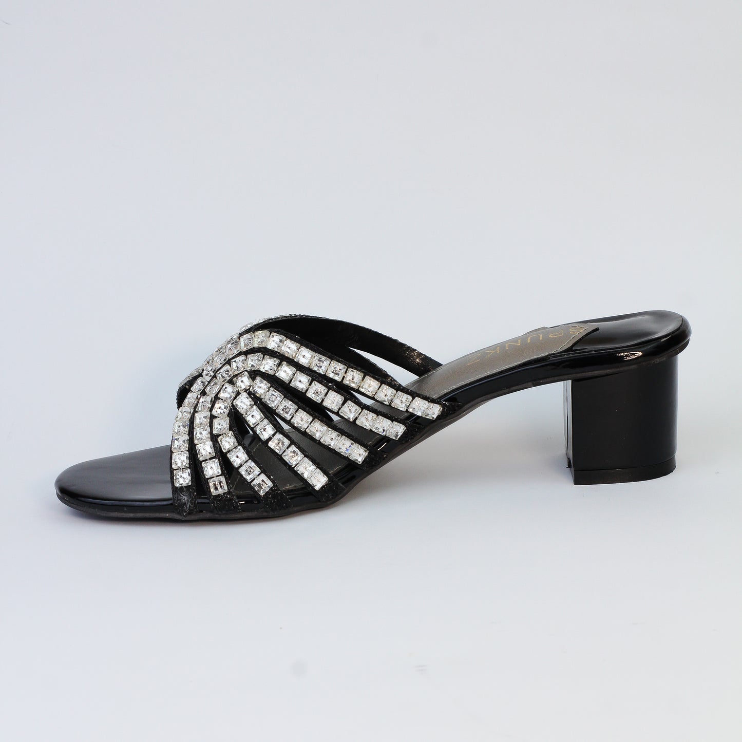 Stella Crystal Studded Straps Sandals in Black - Spunkz