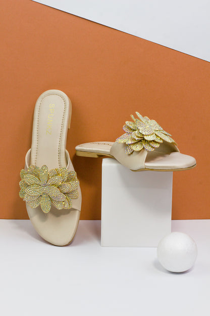 Melena shiny Diamante Blinky Flower Beige Flat Slides - Spunkz