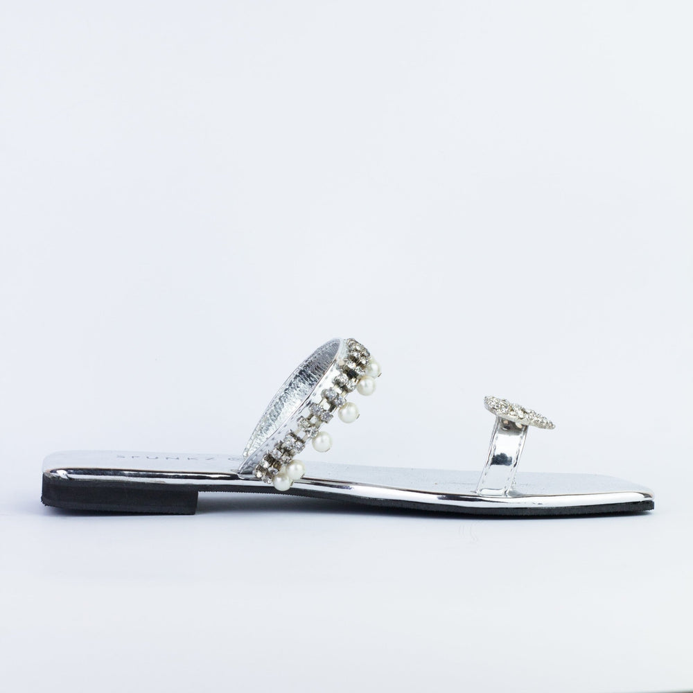 Zoe Silver Slip on Flats (11072) - Spunkz