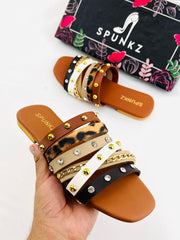 Leopard Strap Slippers (Brown) - Spunkz