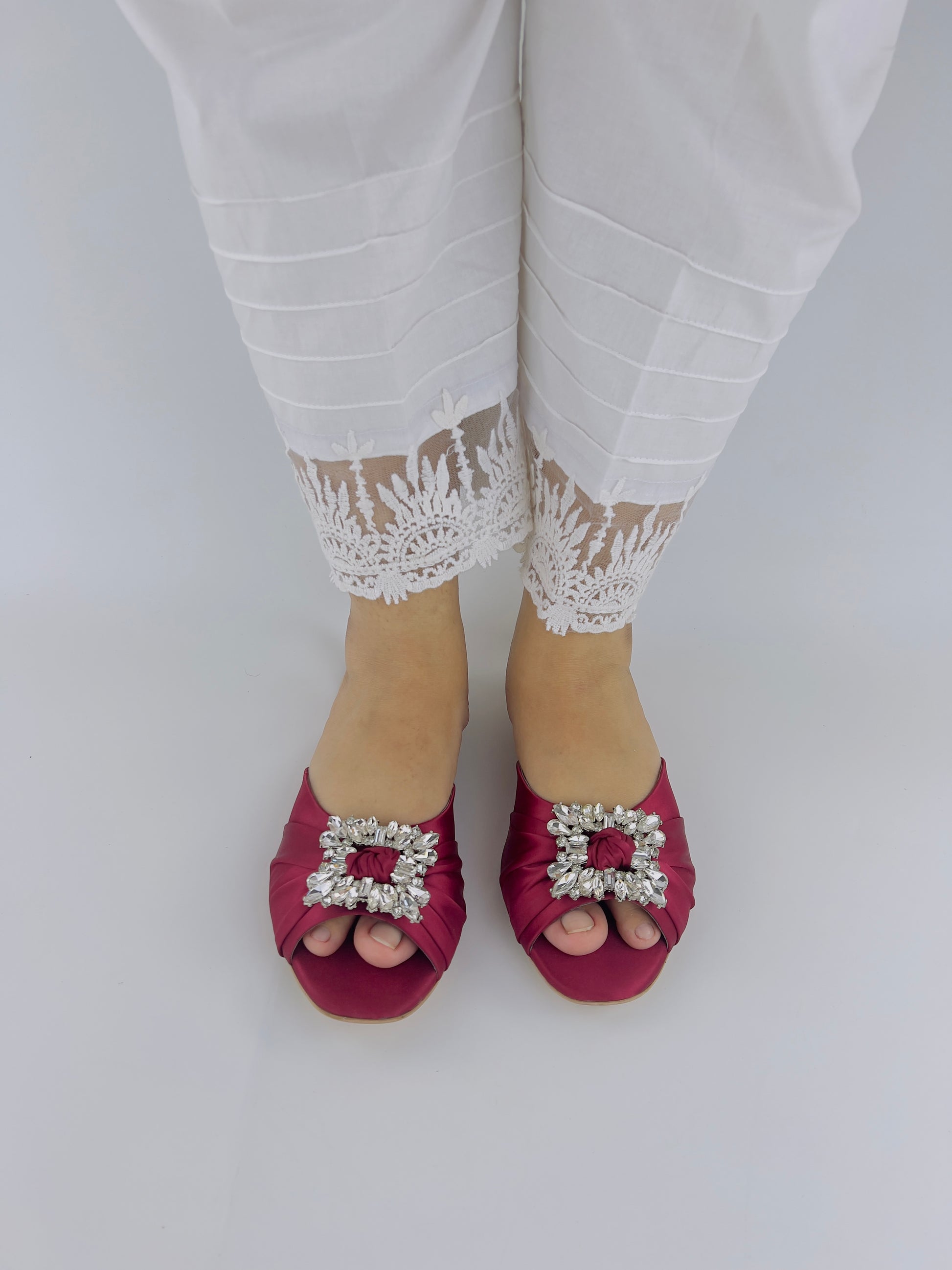 Spunkz Peep Toe Crystal Brooch Burgundy Flat Slippers - Spunkz