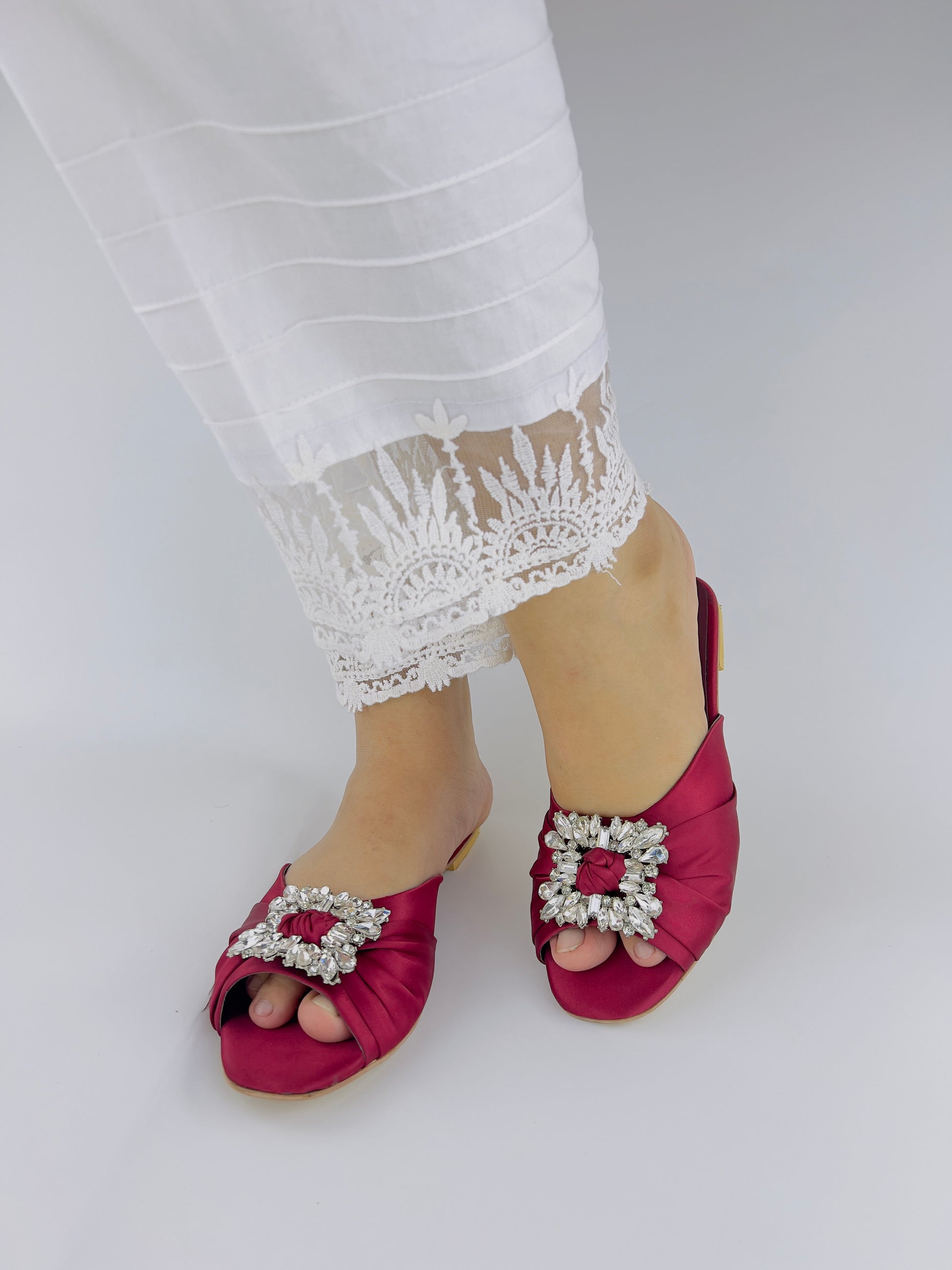 Spunkz Peep Toe Crystal Brooch Burgundy Flat Slippers - Spunkz