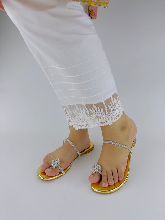 Cyra Shiny Gold Sparkly Twist Knotted Toe Ring Flat Slides - Spunkz