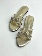 Golden Pearl Straps Slipper - Spunkz