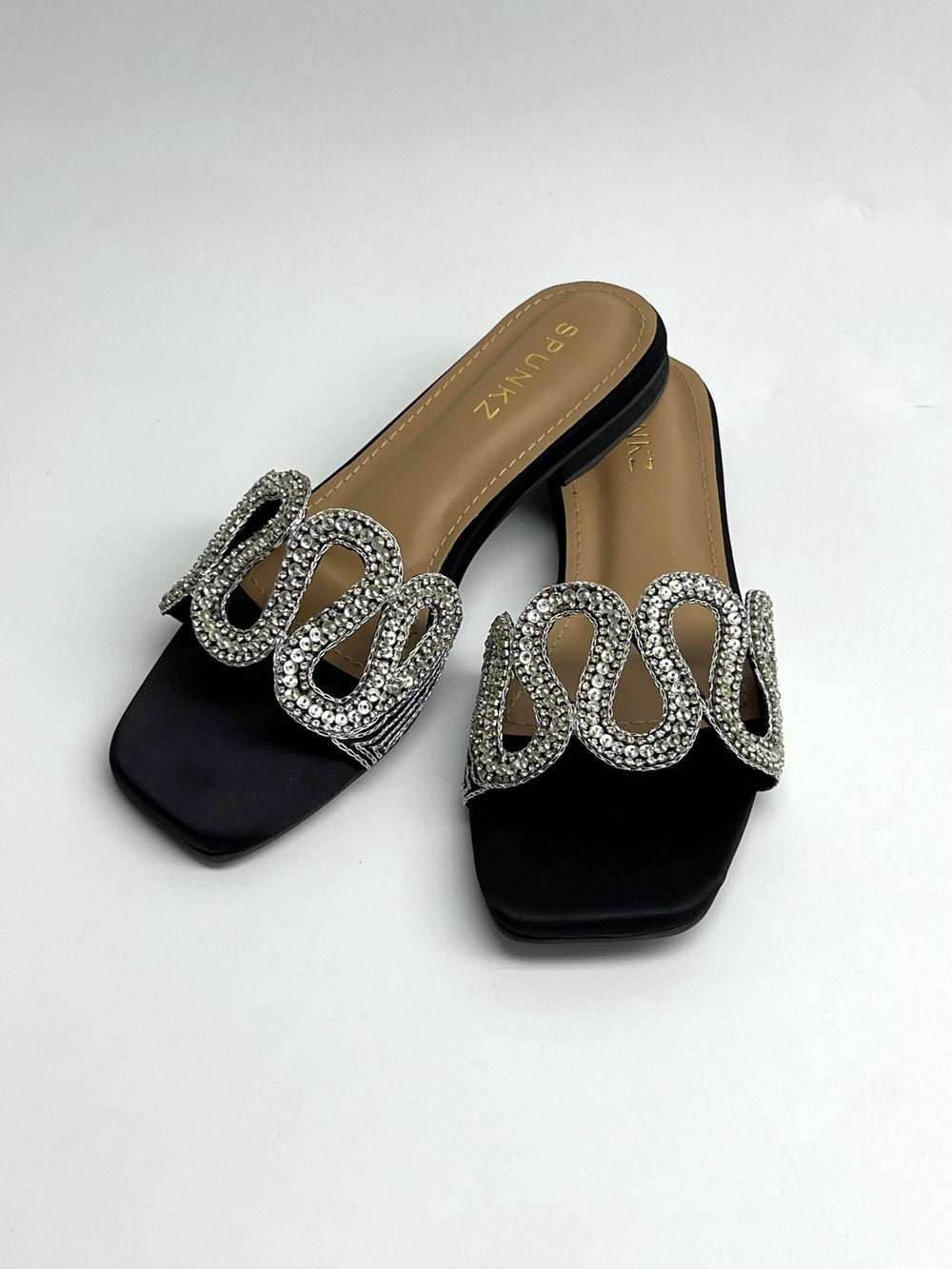 Cross Strap Black Slippers - Spunkz