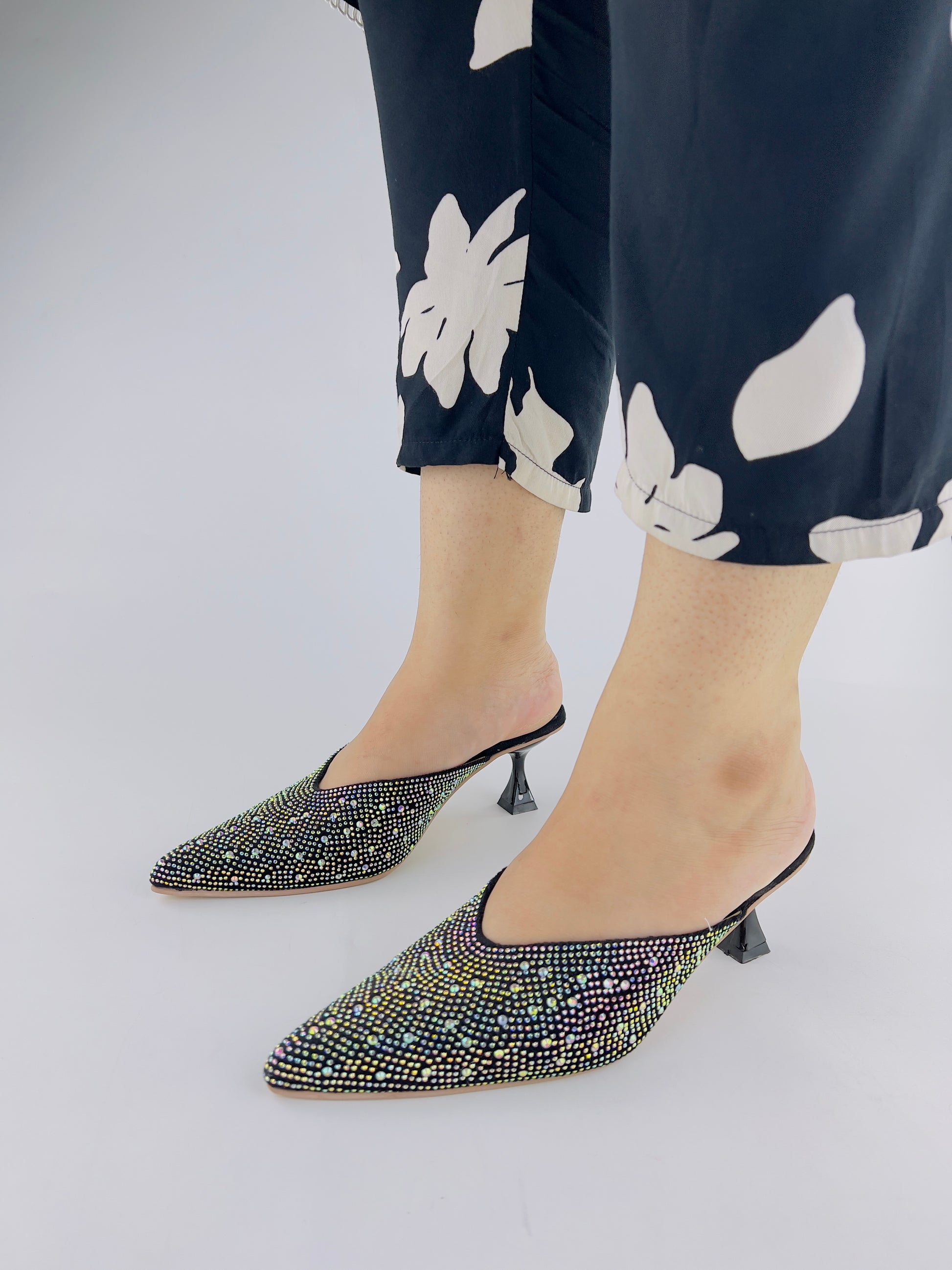 Black Diamond Rhinestone Decor Mules - Spunkz