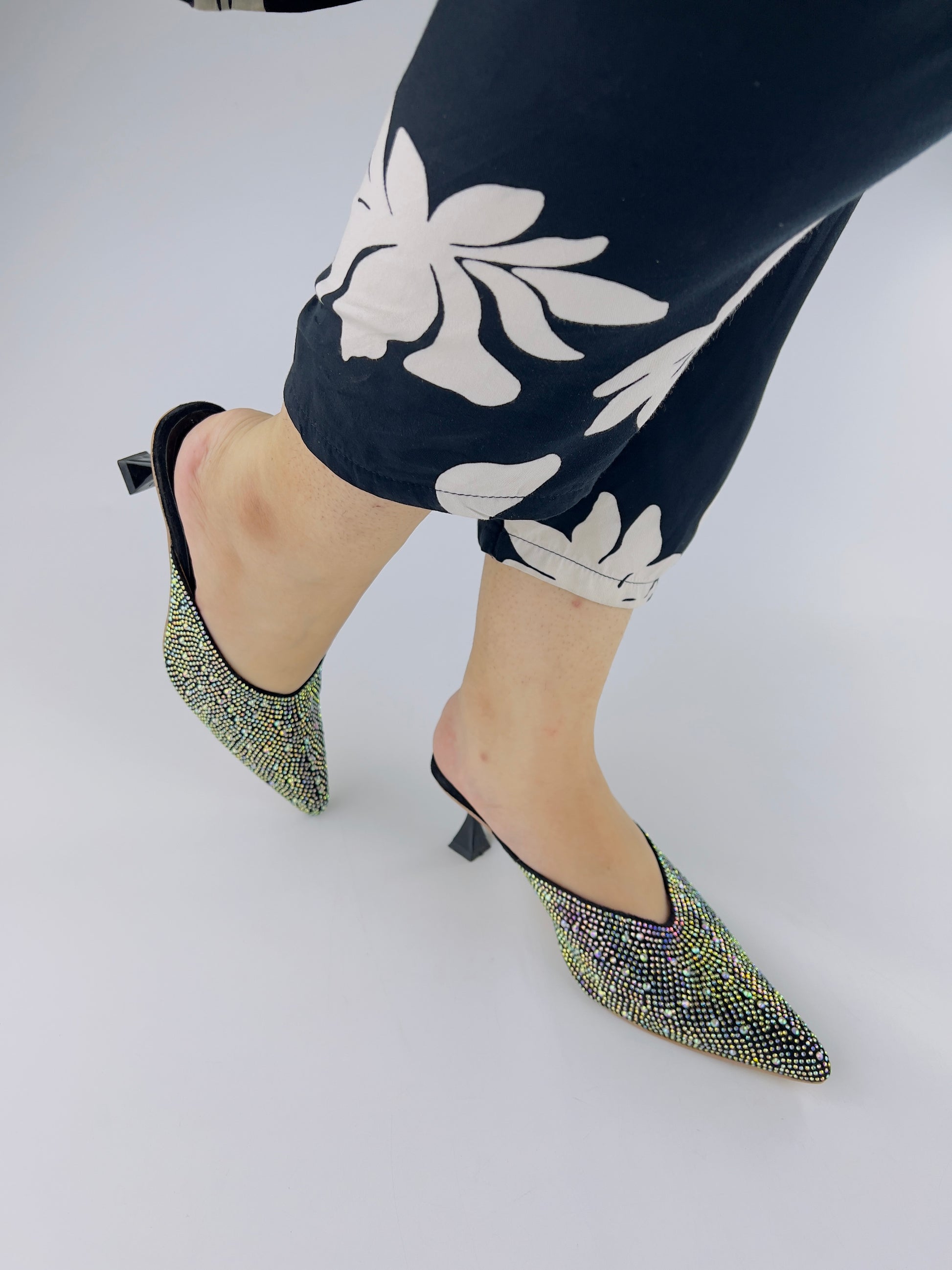 Black Diamond Rhinestone Decor Mules - Spunkz