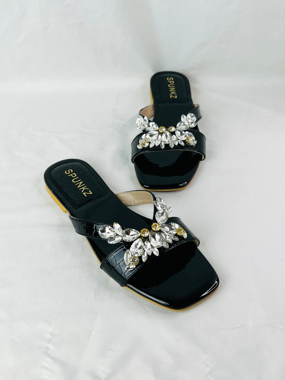 Diamond Stones Slippers - Spunkz