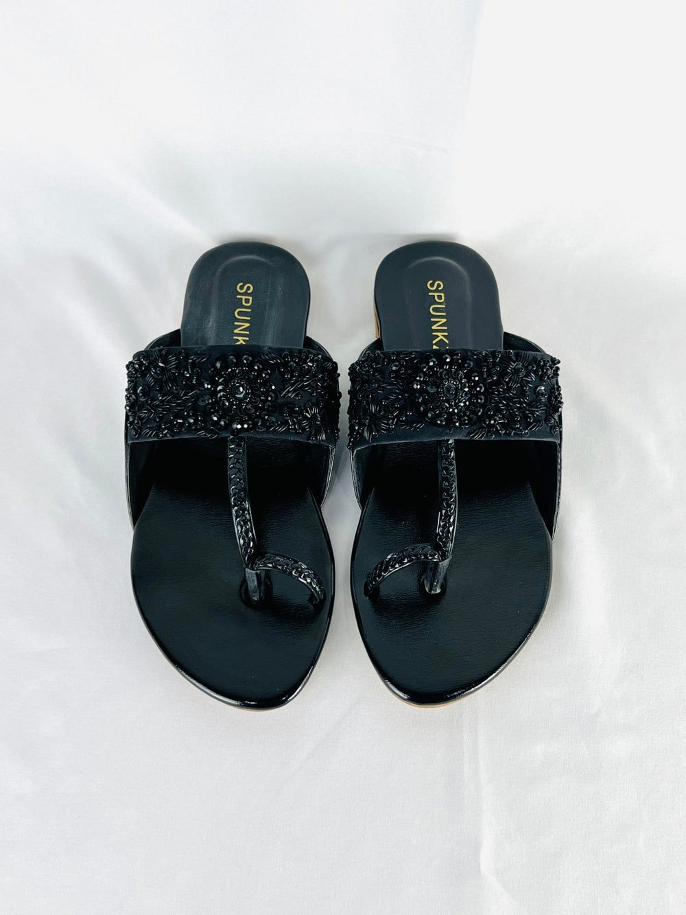 Kolhapuri Chappal (Black) - Spunkz