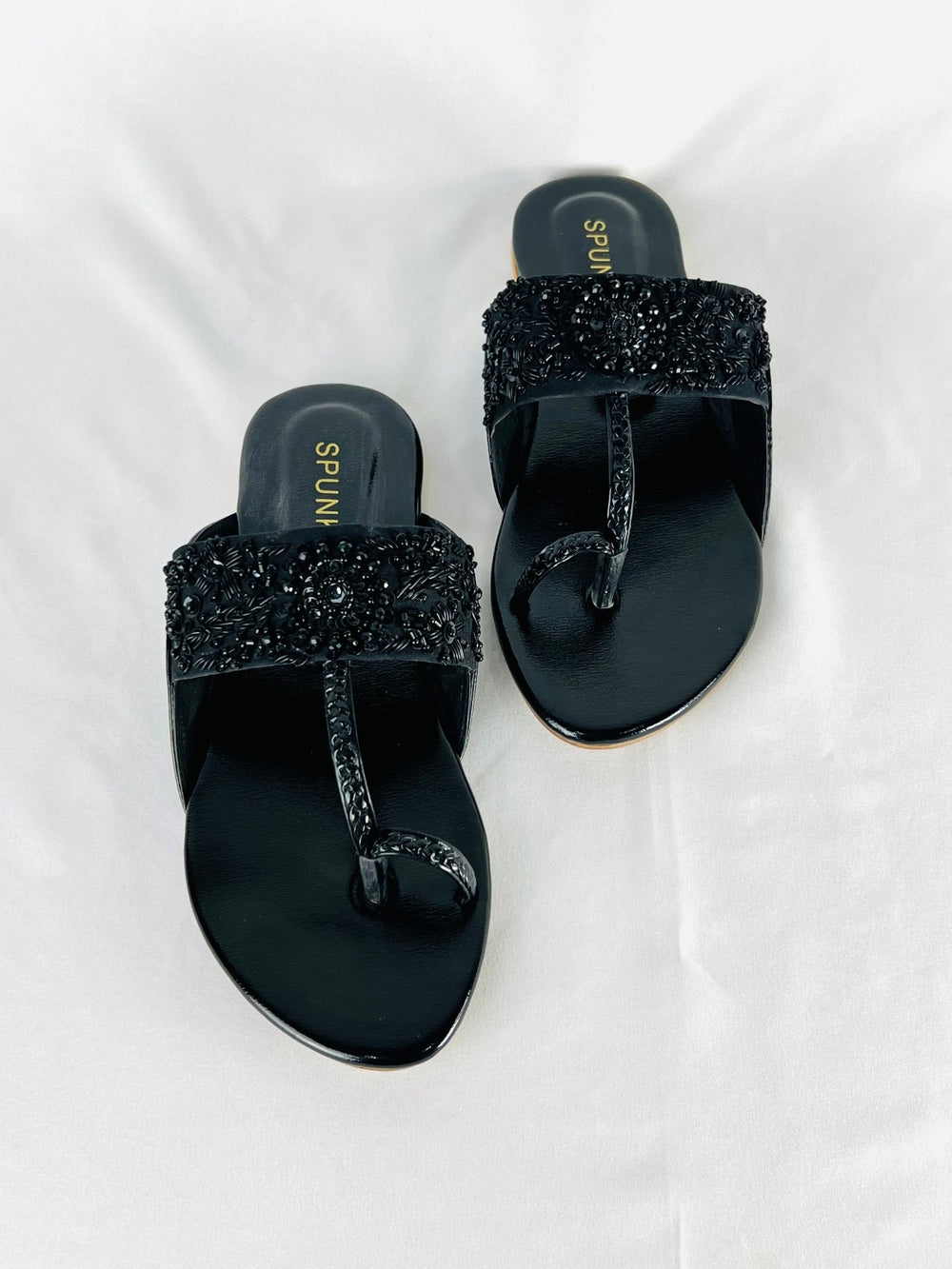 Kolhapuri Chappal (Black) - Spunkz