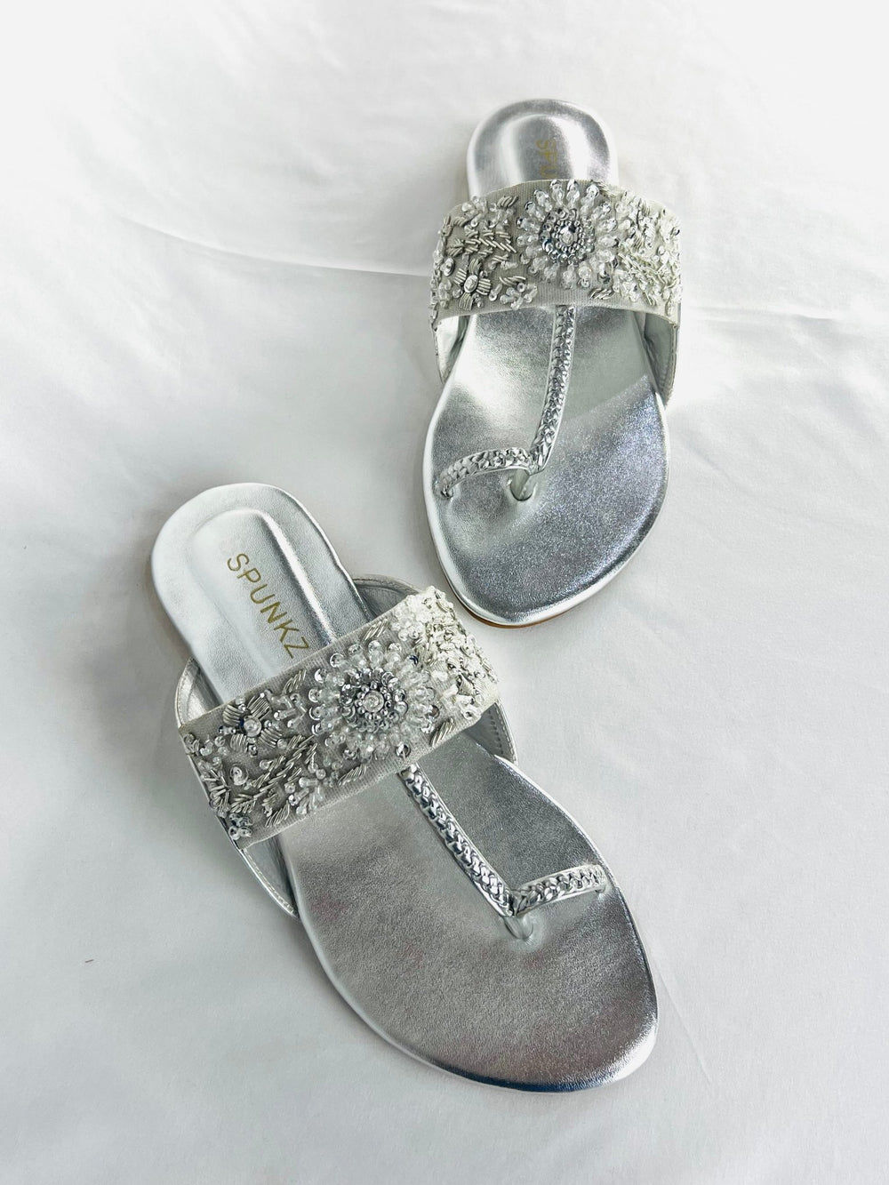 Kolhapuri Chappal (Silver) - Spunkz