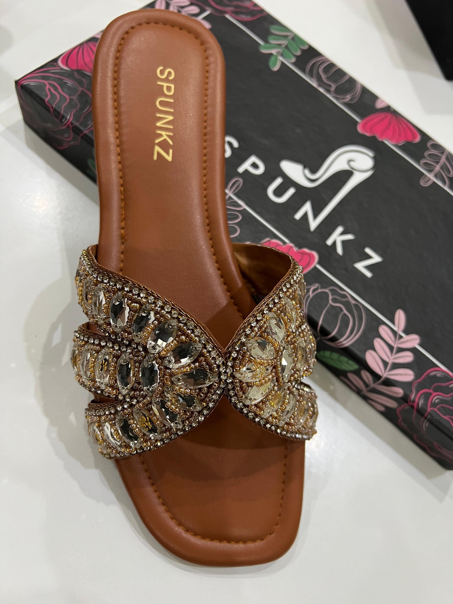 Embellished Slippers (Brown)
