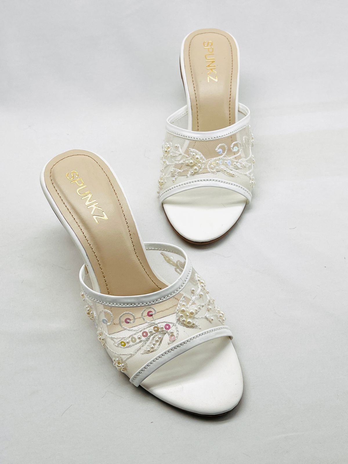 White Floral Mesh Sandals - Spunkz