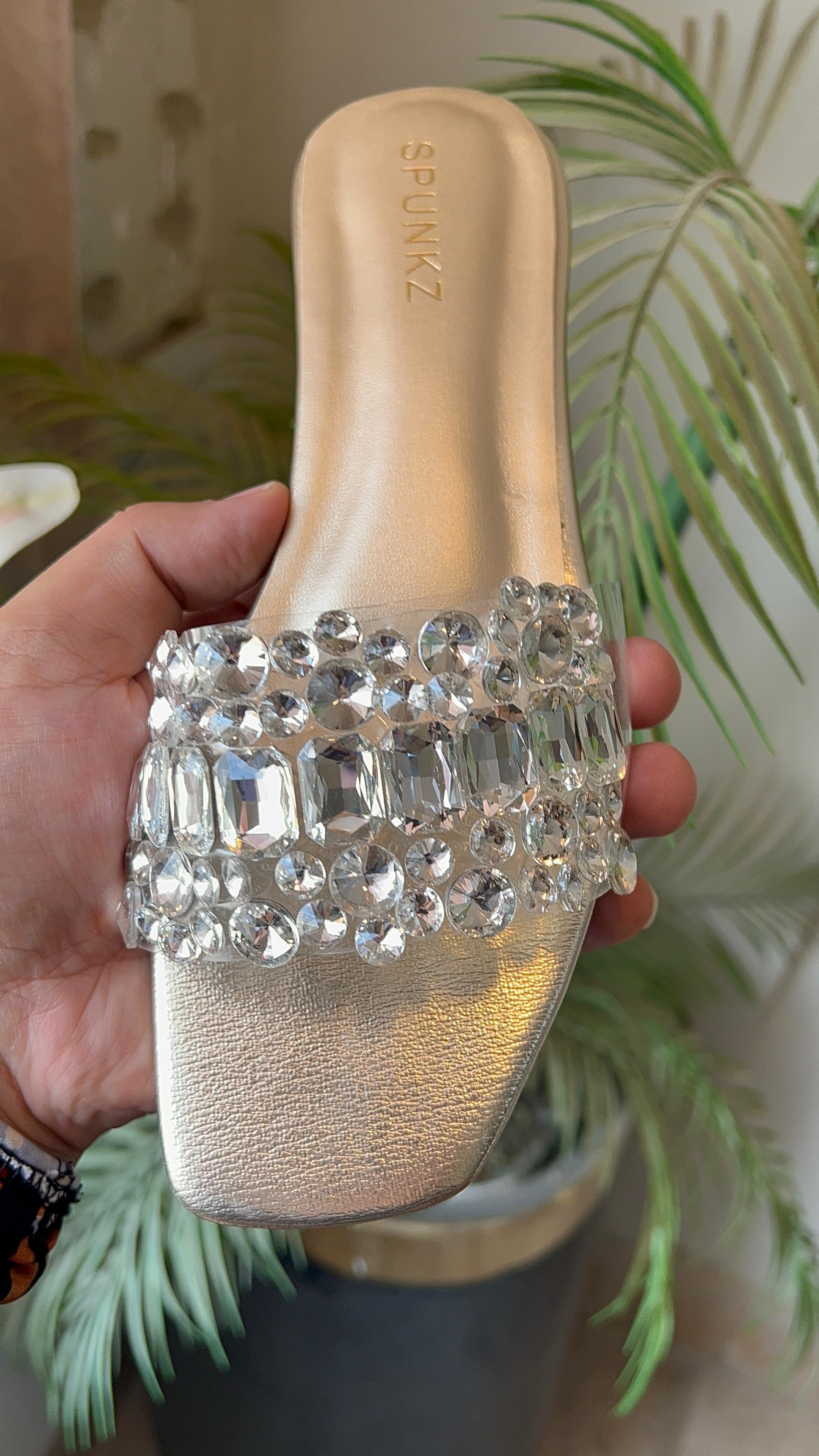 Zzara Gold Slippers