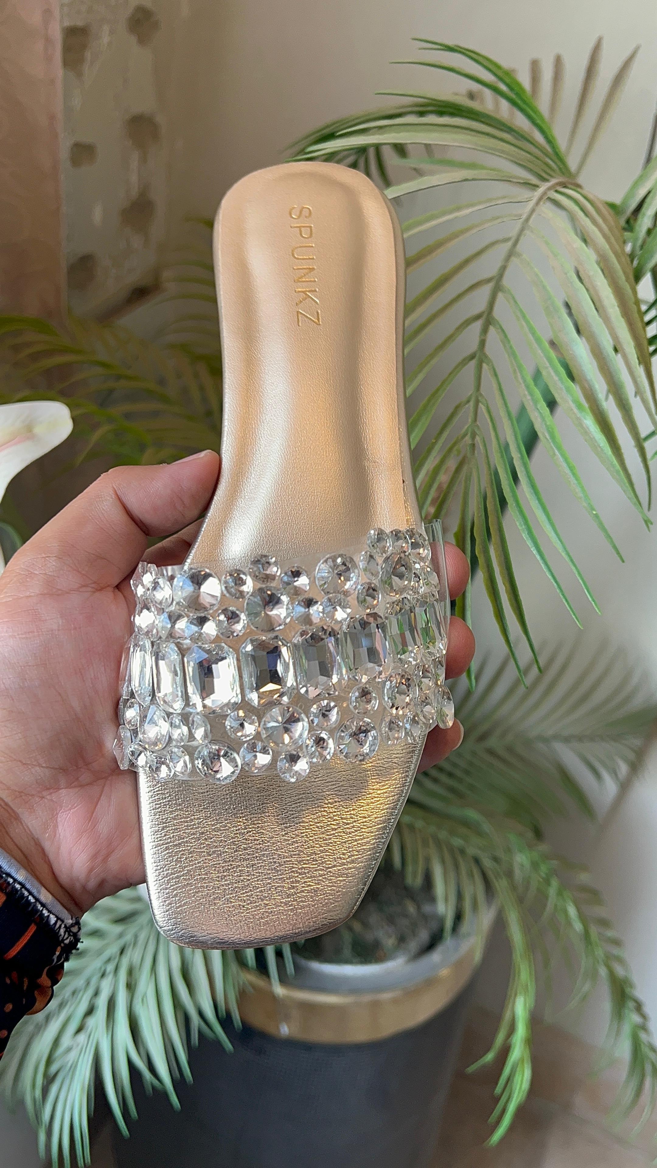 Zzara Gold Slippers