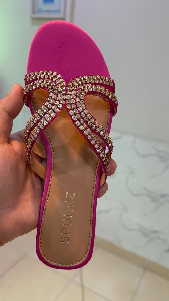 Gulabi Flats 11049