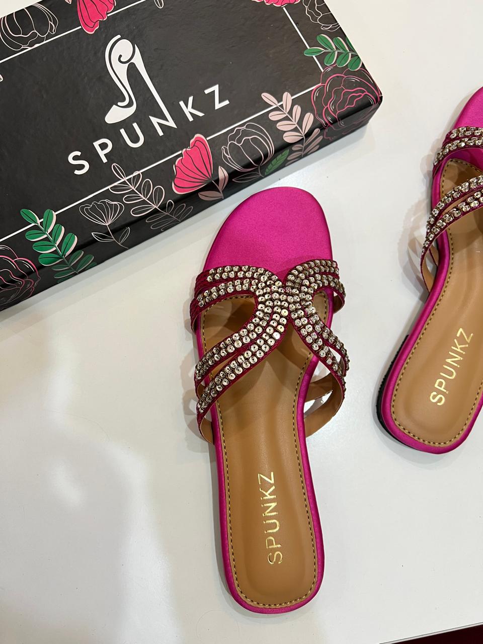 Gulabi Flats 11049