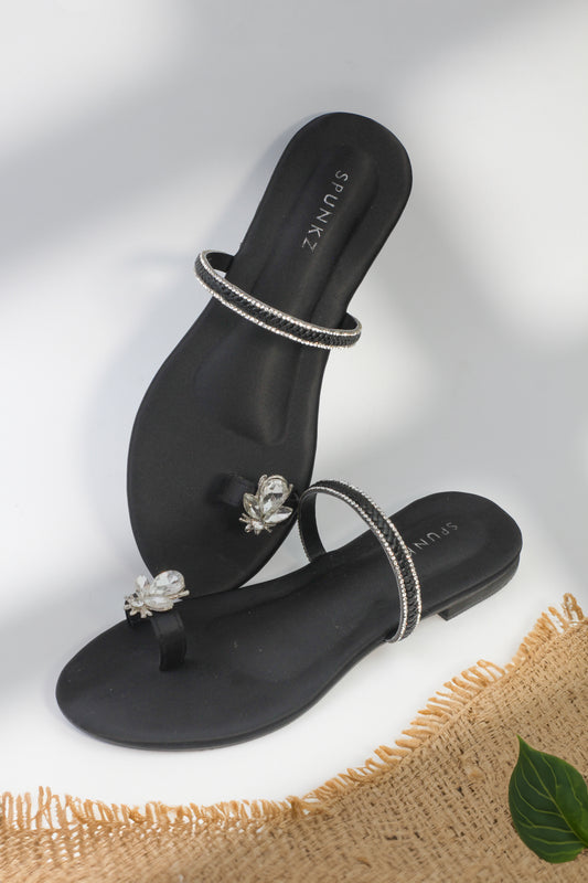 Zuri Black Diamond Bee Decor Toe Ring Flat Sandals