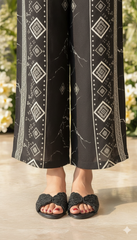 APPLIQUÉS Black