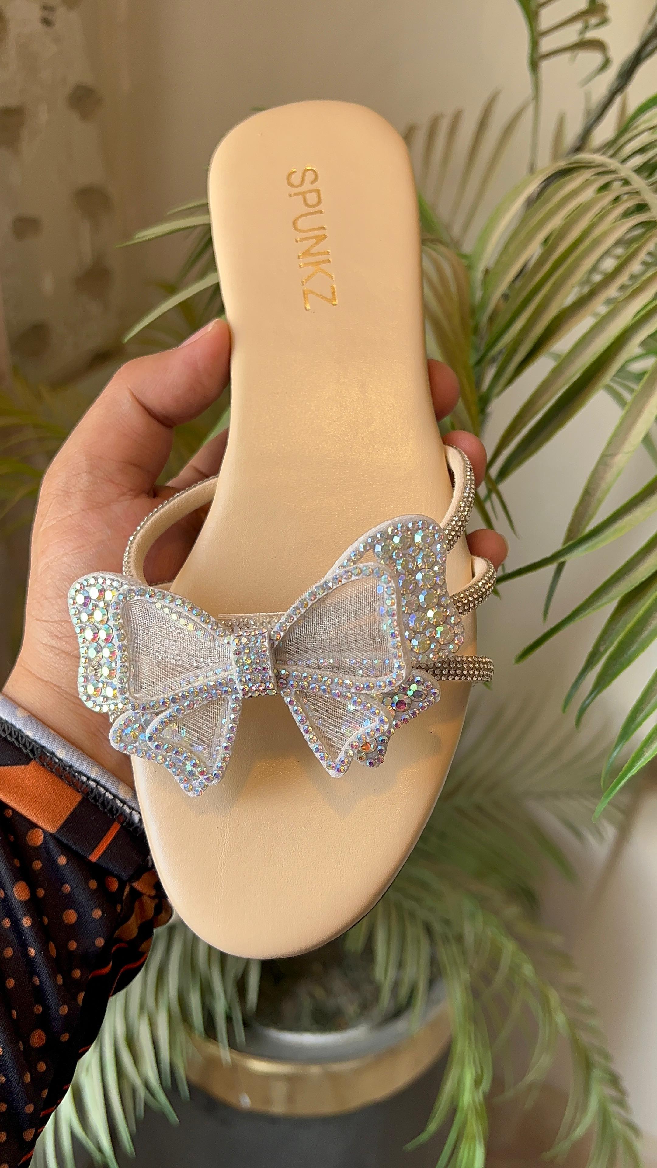 Eve Ivory Slides