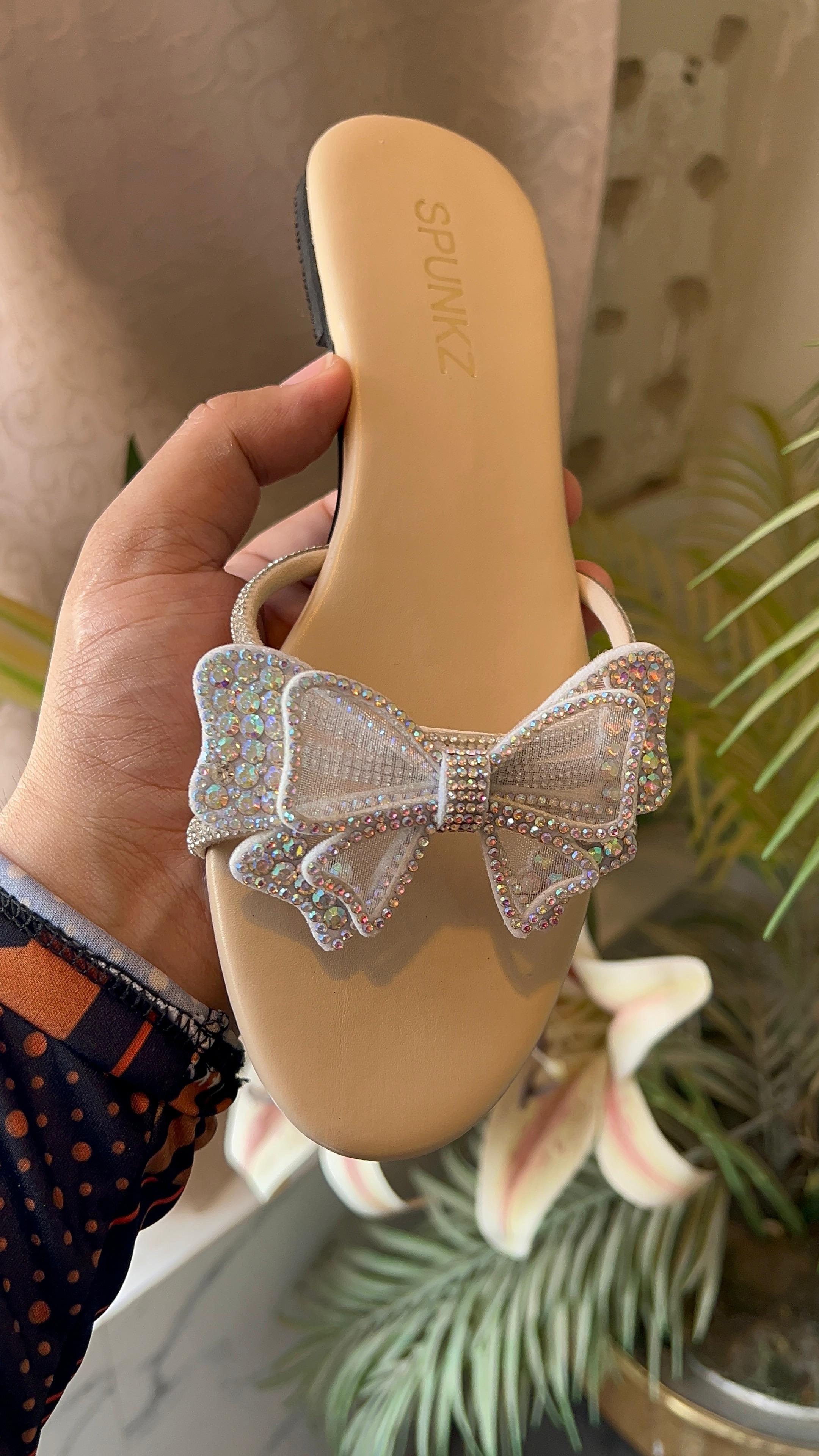Eve Ivory Slides