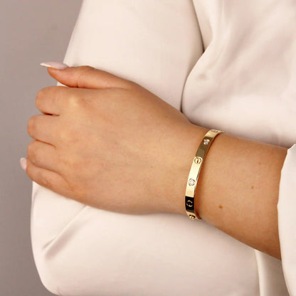 Gold Classic Love Bracelet - Spunkz