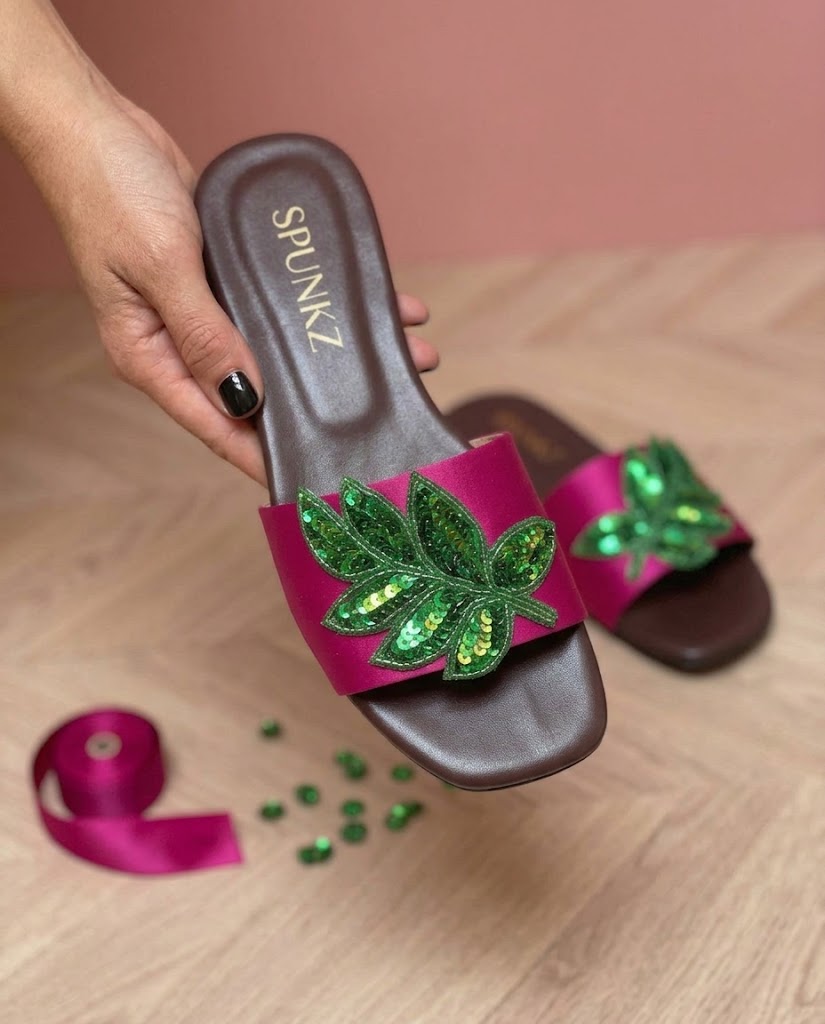 Green Leafs Flat Sandals