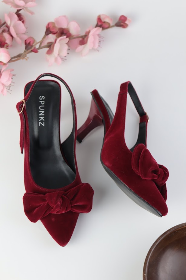 Burgundy Bow-Knot Pointed-Toe Buckled Kitten Heels