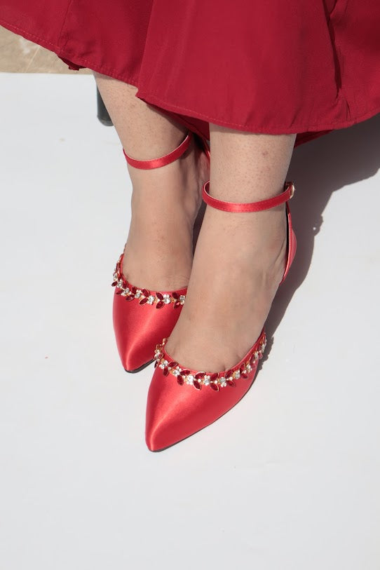 Red Petal Crystal Flowers Studded Pointed Toe Satin Heels - Spunkz