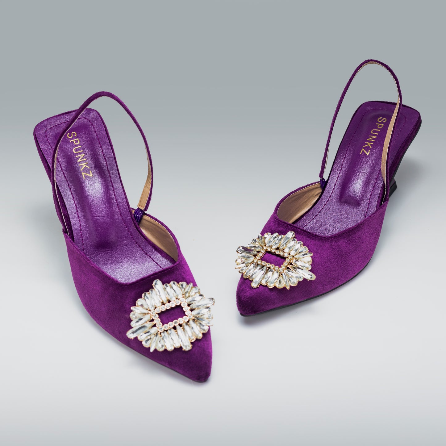 Vittoria Rhinestone Kitten Heeled Pumps - Spunkz