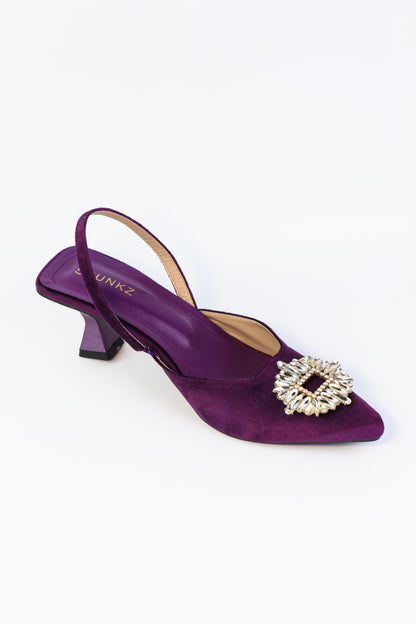 Vittoria Rhinestone Kitten Heeled Pumps - Spunkz