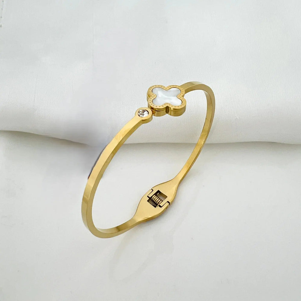 White Clover Bracelet - Spunkz