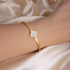 White Clover Bracelet - Spunkz