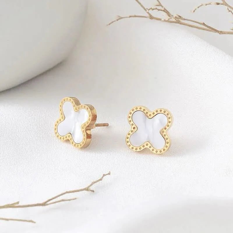 White Clover Studs - Spunkz
