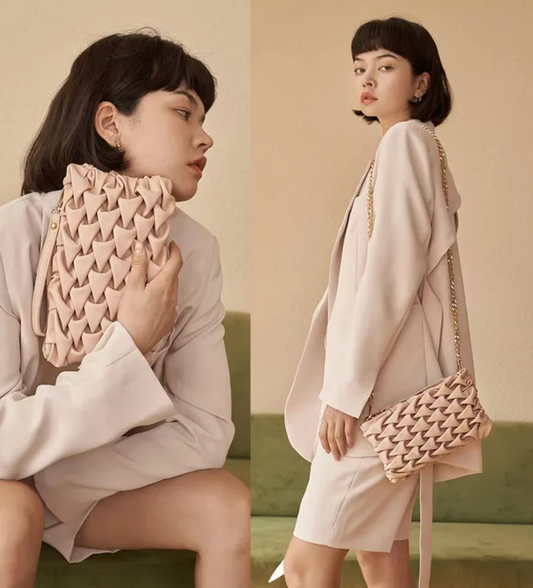 Women's Diagonal Texture Clutch Bag with Woven Chain